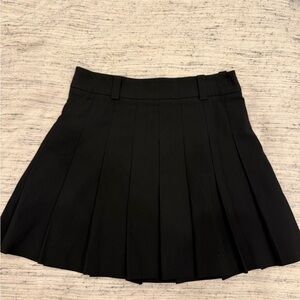Aritzia Black Mini Pleated Skirt